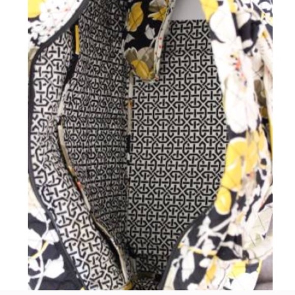 Vera Bradley Dogwood Weekender - Picture 5 of 7